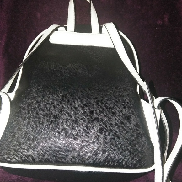 Guess Back Pack Purse - Picture 6 of 6